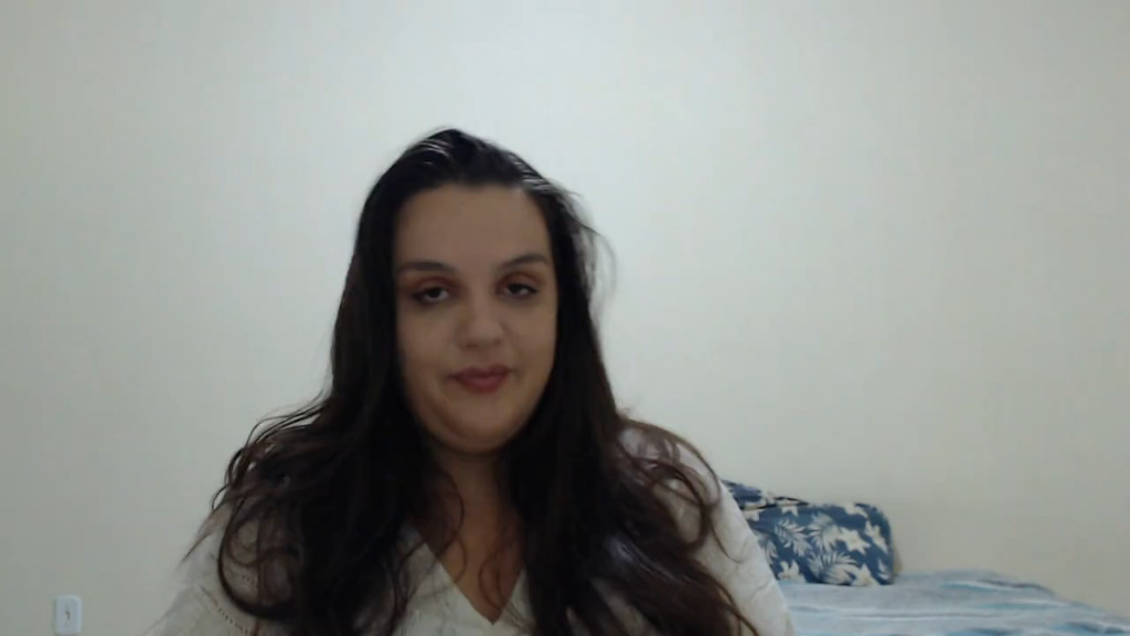 webcam-bisexuele-jonge-vrouw-EmmaGeil-Cup-D-1709490547640.mp4